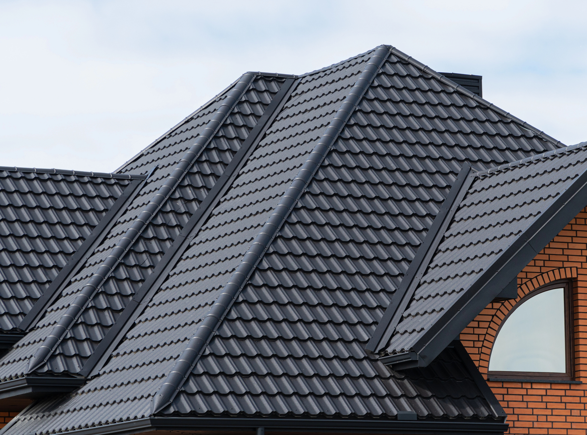 Standing seam metal roof